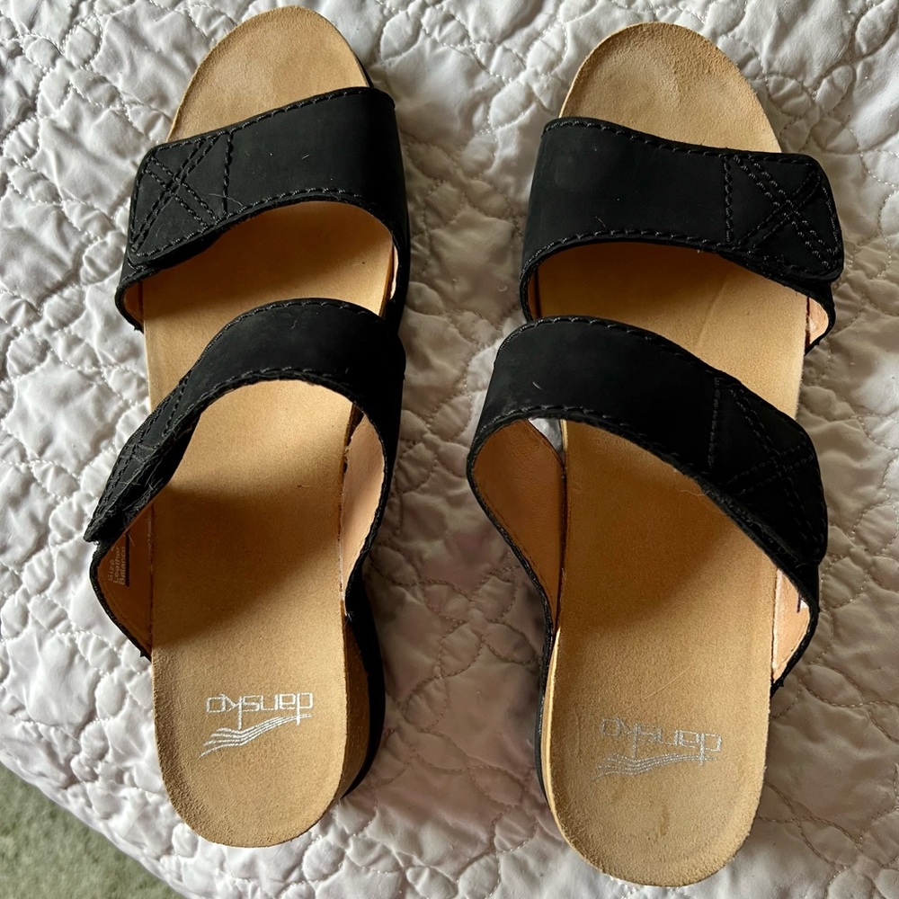 Women’s Dansko Sandals